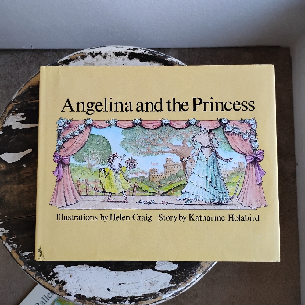 1980s First Editions - Angelina Ballerina Book Bundle - Picture 3 of 13